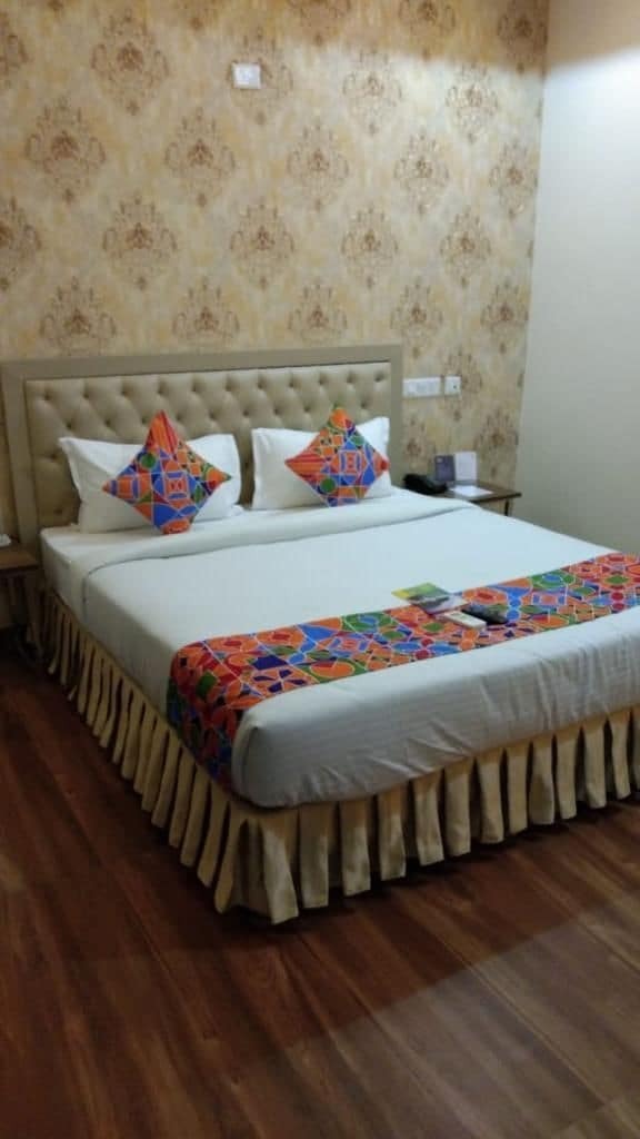 Готель S.R. Residency Zirakpur Екстер'єр фото